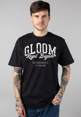 The Gloom In The Corner – Varsity – T-Shirt – Schwarz – S – 100% Baumwolle