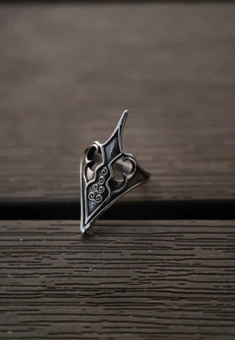 Lively Ghosts – Acanthus Silver – Ring – gid://shopify/Metaobject/123897774317 – Size 9 – Rostfreier Stahl