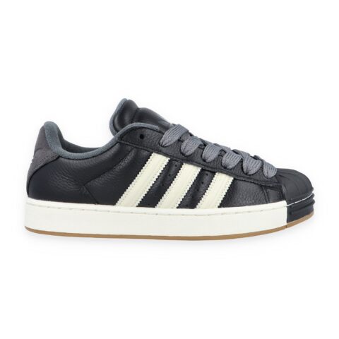 adidas Superstar ST