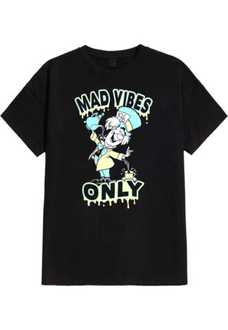 Alice In Wonderland – Spill It Hatter – T-Shirt – Schwarz – S – 100% Baumwolle