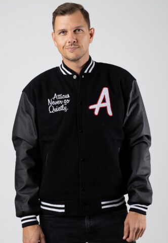 Atticus – Varsity Black – Collegejacke – Schwarz – M – 100% Wolle