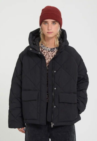 Volcom – Out Of Boxy Puff Black – Jacke – Schwarz – XL – 100% Nylon