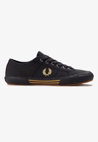 Fred Perry – B708 Vintage Tennis Canvas Black/Champagne – Schuhe – Schwarz – EU 45 – Textile/Textile/Gummi