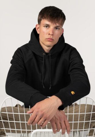 Carhartt WIP – Hooded Chase Black/Gold – Hoodie – Schwarz – L – 59% Baumwolle, 41% Polyester