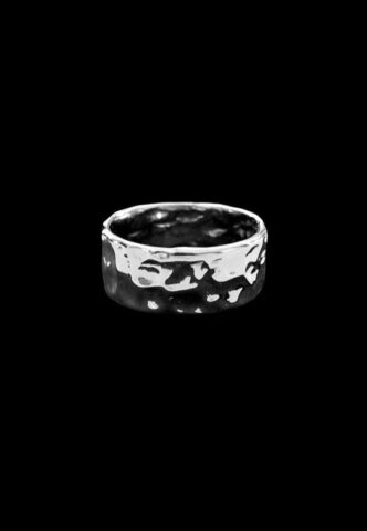 Fainz – Hammered Silver – Ring – gid://shopify/Metaobject/123897774317 – 20 mm – Rostfreier Stahl