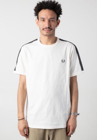 Fred Perry – Contrast Tape Ringer Lecru/Agrey – T-Shirt – Beige – M – 100% Baumwolle