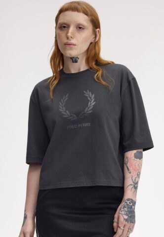 Fred Perry – Glitter Print Anchor Grey – T-Shirt – Grau – X-Small – 100% Baumwolle