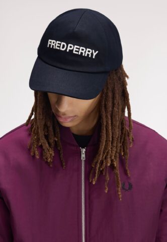 Fred Perry – Fred Perry Hb Graphic Twill Navy – Cap – gid://shopify/Metaobject/122014793965 – Onesize – 100% Baumwolle