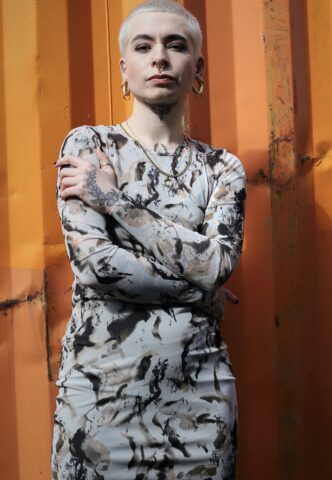 Noisy May – Alma Watermarble Hazelnut – Kleid – Braun – XS – 92% Polyester, 8% Elasthan