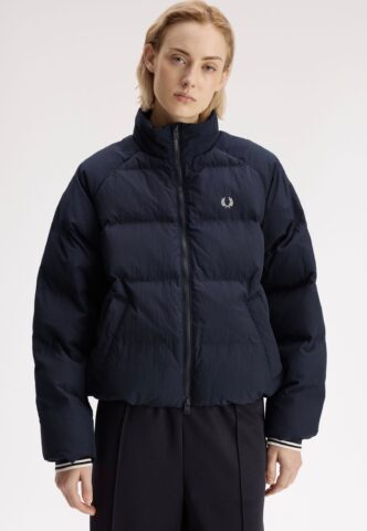 Fred Perry – Raglan Sleeve Padded Navy – Jacke – gid://shopify/Metaobject/122014793965 – X-Small – gid://shopify/Metaobject/245104410861