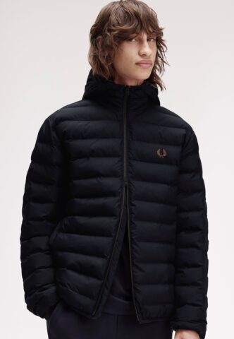 Fred Perry – Hooded Insulated Black – Jacke – Schwarz – M – 100% Polyamid