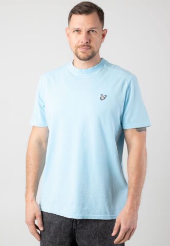 Lyle & Scott – Natural Dye Crewneck Caribe – T-Shirt – gid://shopify/Metaobject/122014761197 – M – 100% Baumwolle