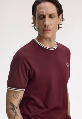Fred Perry – Twin Tipped Oxblood/Ecru – T-Shirt – Weinrot – XL – 100% Baumwolle