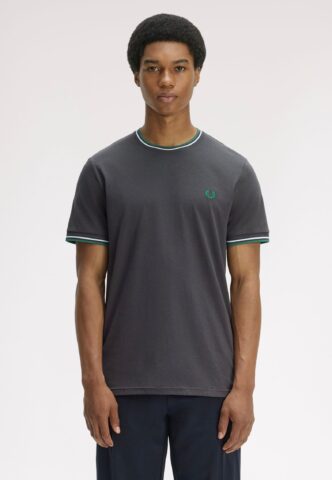 Fred Perry – Twin Tipped Anchor Grey/Light Ice/Sport Green – T-Shirt – Grau – XXL – 100% Baumwolle
