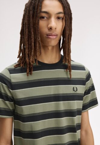 Fred Perry – Fine Stripe Black – T-Shirt – Grün – XL – 100% Baumwolle