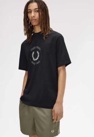 Fred Perry – Circle Graphic Black – T-Shirt – Schwarz – S – 100% Baumwolle