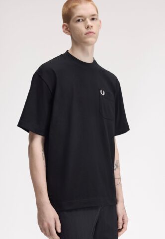 Fred Perry – Relaxed Black – T-Shirt – Schwarz – S – 100% Baumwolle