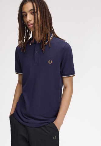 Fred Perry – Twin Tipped Twilight Navy/Snow White/Cark Caramel – Polo – gid://shopify/Metaobject/122014793965 – XL – 100% Baumwolle