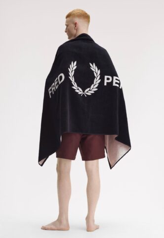 Fred Perry – FLP Towel Navy/Snow White – Handtuch – Blau – Onesize – 100% Baumwolle