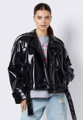 Noisy May – Neal Vinyl Short Black – Jacke – Schwarz – M – Obermaterial: 100% Polyester; Futter: 100% Polyester