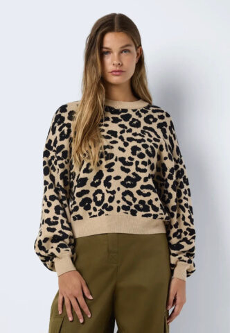 Noisy May – Charlott L/S O-Neck Knit Nomad Black Leo – Pullover – Braun – XS – 52% Viskose, 28% Polyester, 20% Nylon