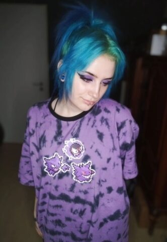 Pokémon – Ghost Tie-Dye Purple Oversized – T-Shirt – Mehrfarbig – S – 100% Baumwolle