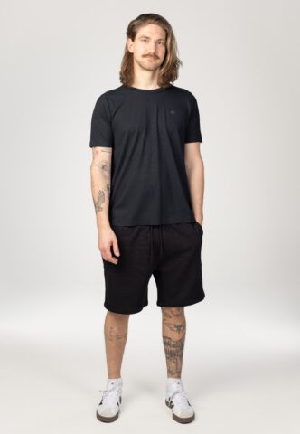 REELL – Surface Waffle Deep Black – Shorts – Schwarz – S – 63% Polyester, 34% Baumwolle, 3% Elastan