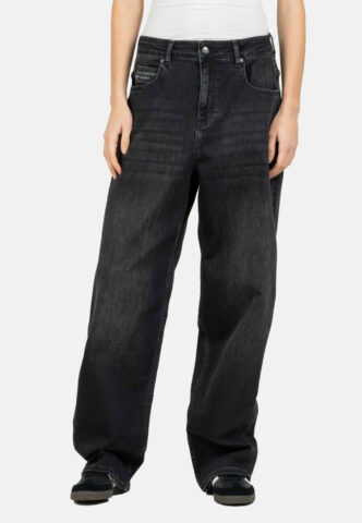 REELL – Women Chloé Baggy Black Faded – Jeans – Schwarz – W30 – 98% Baumwolle, 2% Elastan