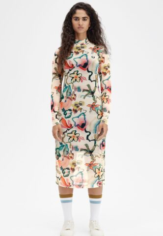 Fred Perry x Amy Winehouse – Printed Mesh Mock Neck Silky Peach – Kleid – Mehrfarbig – Medium – 95% Polyester, 5% Elastan