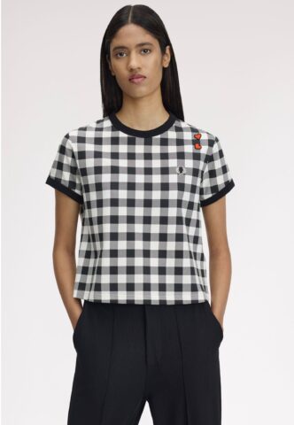 Fred Perry x Amy Winehouse – Printed Light Ecru – T-Shirt – Grau – Small – 100% Baumwolle