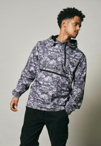 Urban Classics – Commuter Pull Over Dark Digital Camo – Jacke – Tarnfarben – S – 100% Polyester