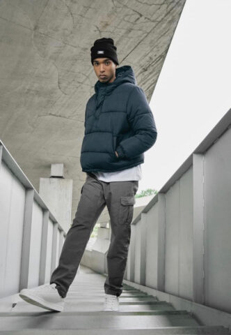 Urban Classics – Hooded Cropped Pull Over Down Black – Jacke – Schwarz – L – Obermaterial: 100% Polyester; Futter: 100% Polyester
