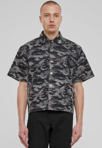 Urban Classics – Laser Printed Boxy Blacklasercamo – Hemd – Tarnfarben – L – 100% Baumwolle