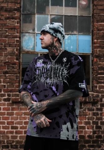 Stay Cold Apparel – Urban Hazard Oversized – T-Shirt – Lila – M – 100% Baumwolle