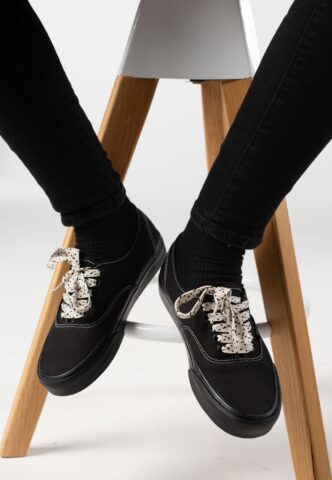 Vans – Authentic Mono Black – Schuhe – Schwarz – EU 38,5 – Textile/Textile/Gummi