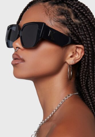 Killstar – Vira Black – Sonnenbrille – Schwarz – Onesize – gid://shopify/Metaobject/161452949741