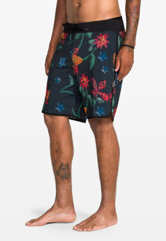 Volcom – Scallop Mod 19 Multi – Board Shorts – Mehrfarbig – W32 – gid://shopify/Metaobject/55958765805